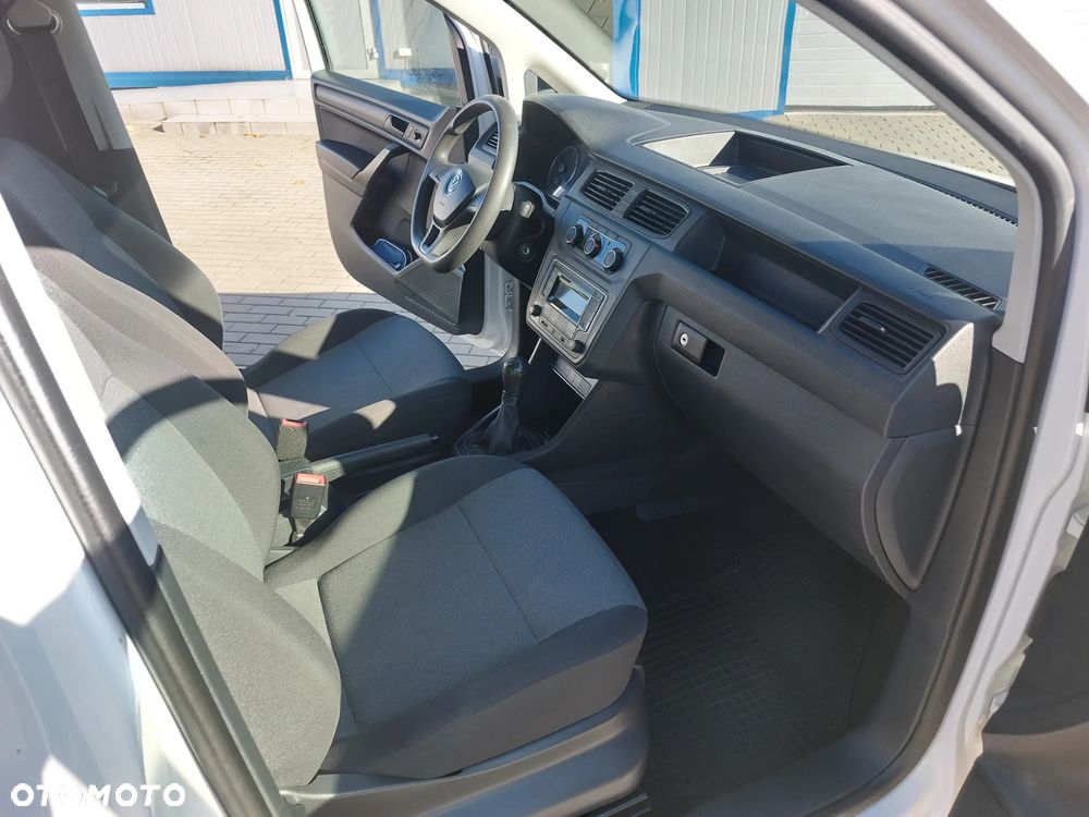 Volkswagen Caddy 2.0 TDI Comfortline - 21