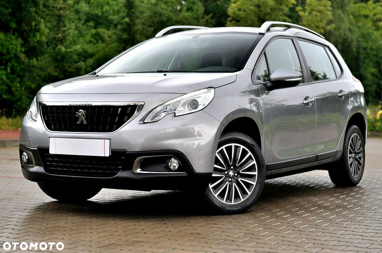 Peugeot 2008 1.2 Pure Tech Allure S&S - 26