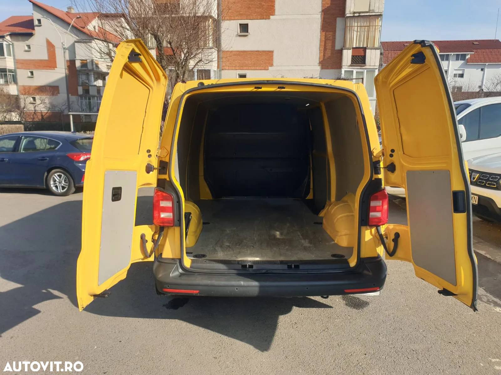 Volkswagen Transporter Kombi T6 2.0 TDI 75 kW LR - 9
