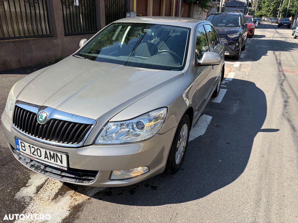 Skoda Octavia 1.6 Trend - 1