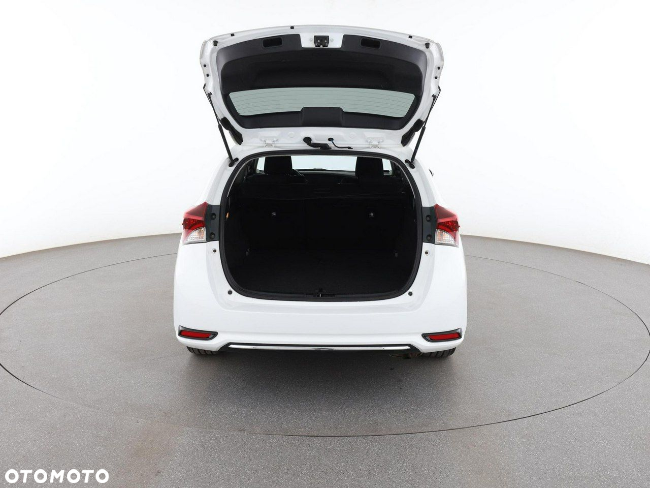 Toyota Auris 1.8 VVT-i Hybrid Automatik Design Edition - 19