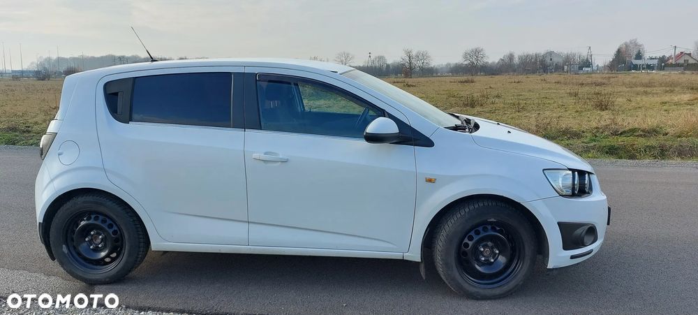 Chevrolet Aveo 1.6 LTZ - 4