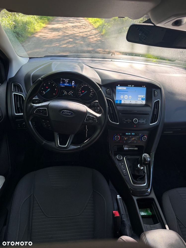 Ford Focus - 13