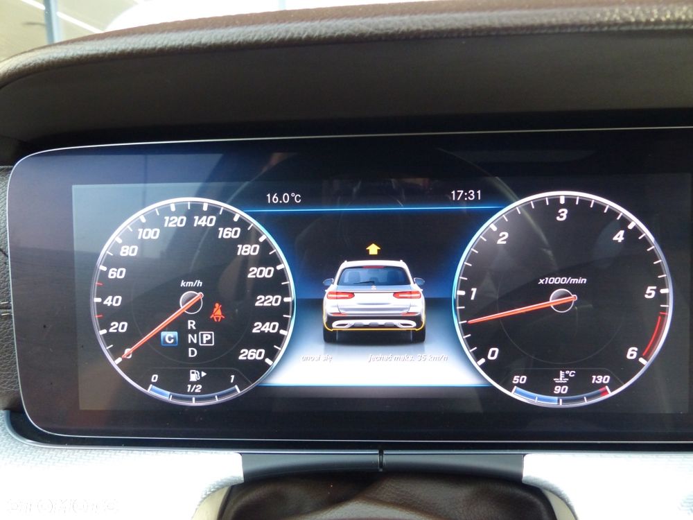 Mercedes-Benz Klasa E 350 d 4-Matic All-Terrain - 28