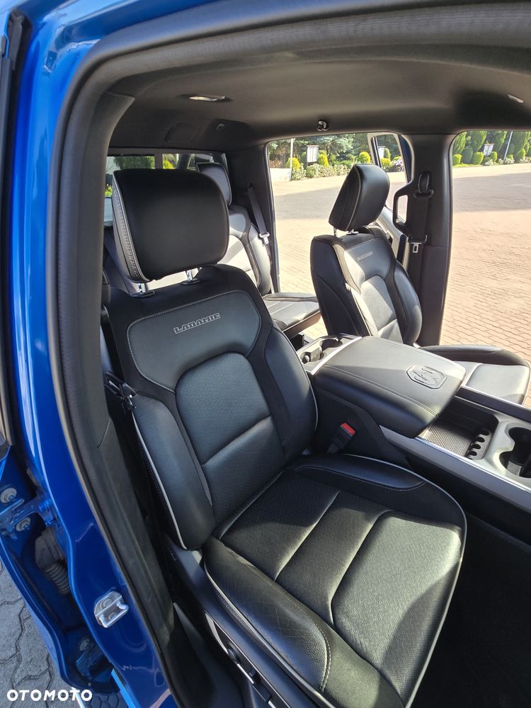 Dodge RAM 5.7 4x4 - 16