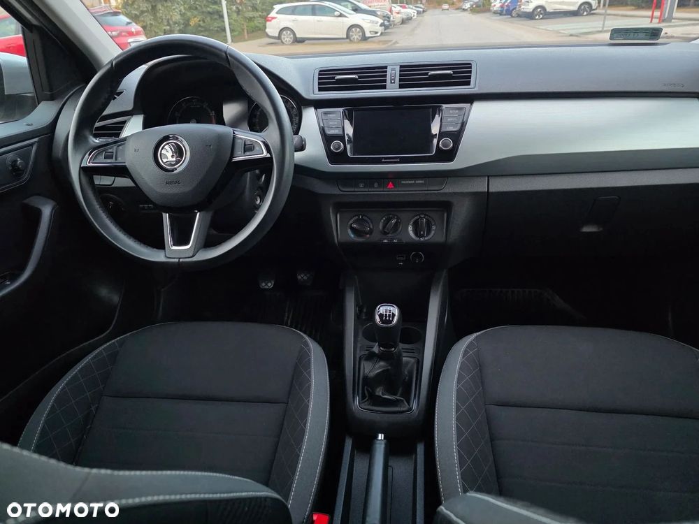 Skoda Fabia 1.0 TSI Ambition - 4
