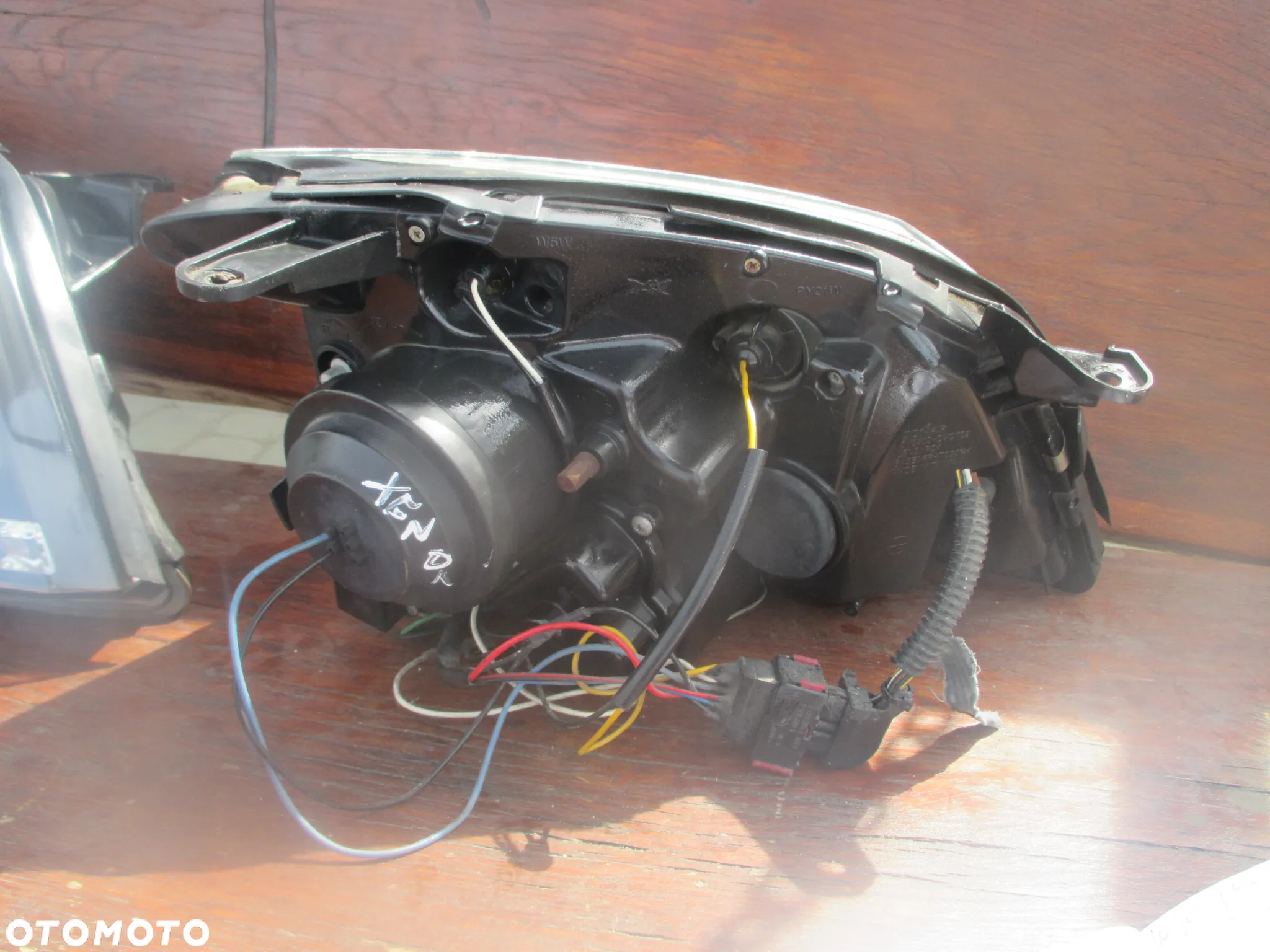 Lampa prawa Opel Vectra C Signum Xenon Hella Europa - 4