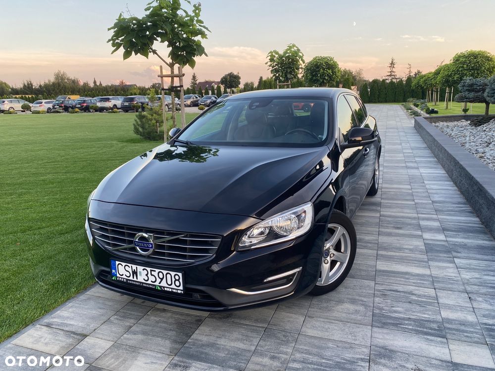 Volvo V60 D3 Drive-E Summum - 2