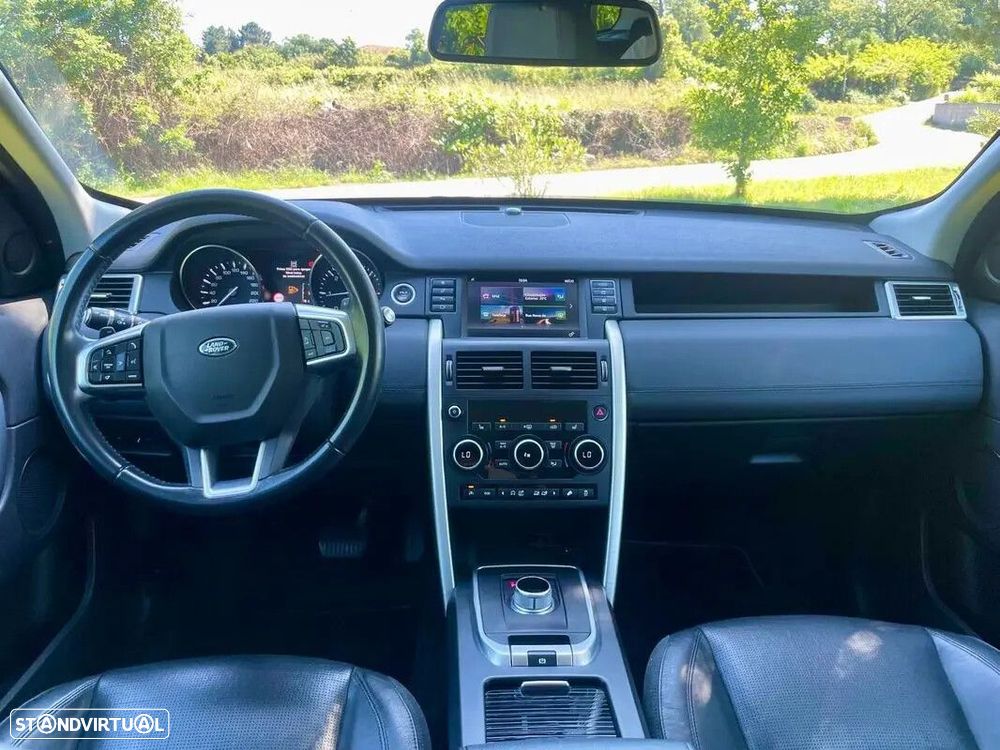 Land Rover Discovery Sport - 42