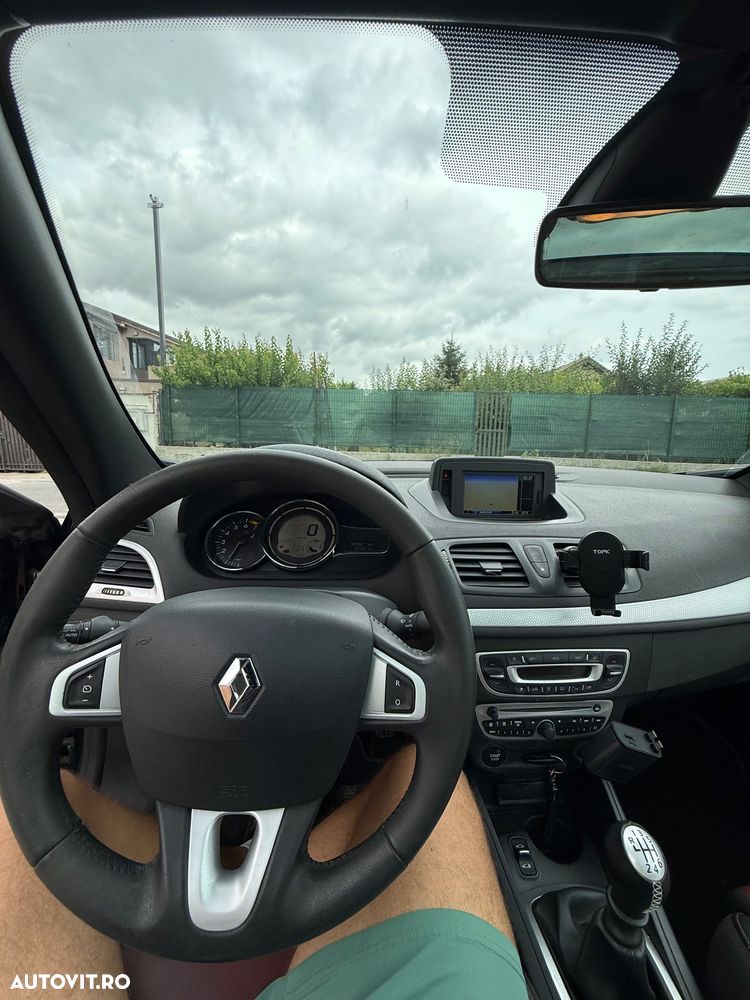 Renault Megane III 1.6 16V Color Edition - 15