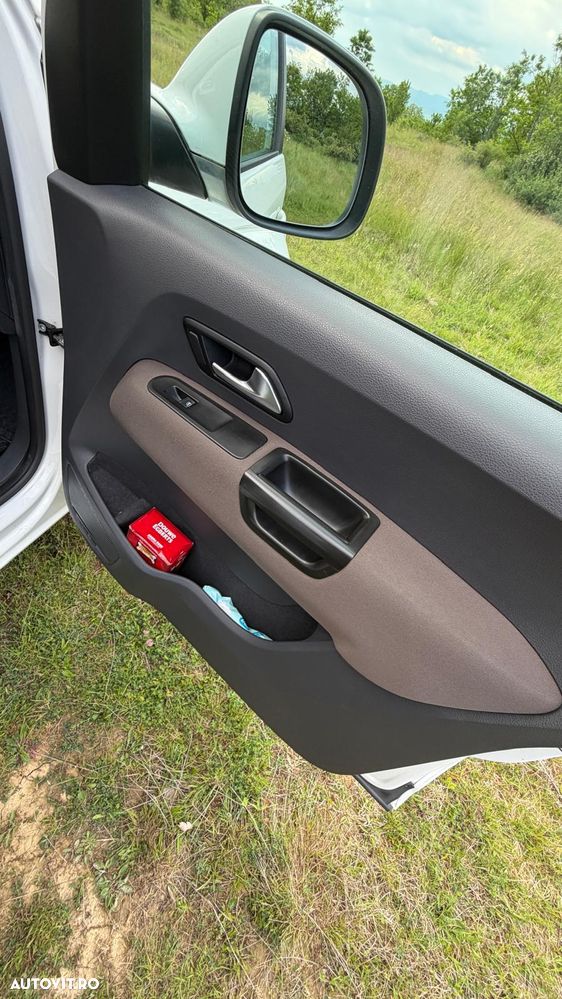 Volkswagen Amarok - 11