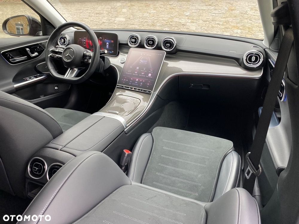 Mercedes-Benz Klasa C 200 d mHEV AMG - 22