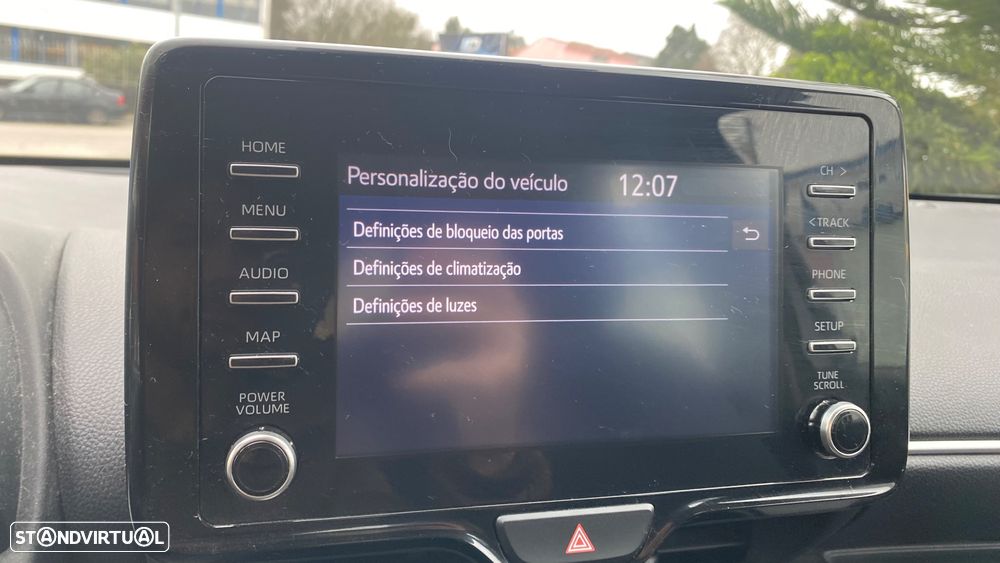 Toyota Yaris 1.5 HDF Comfort - 41