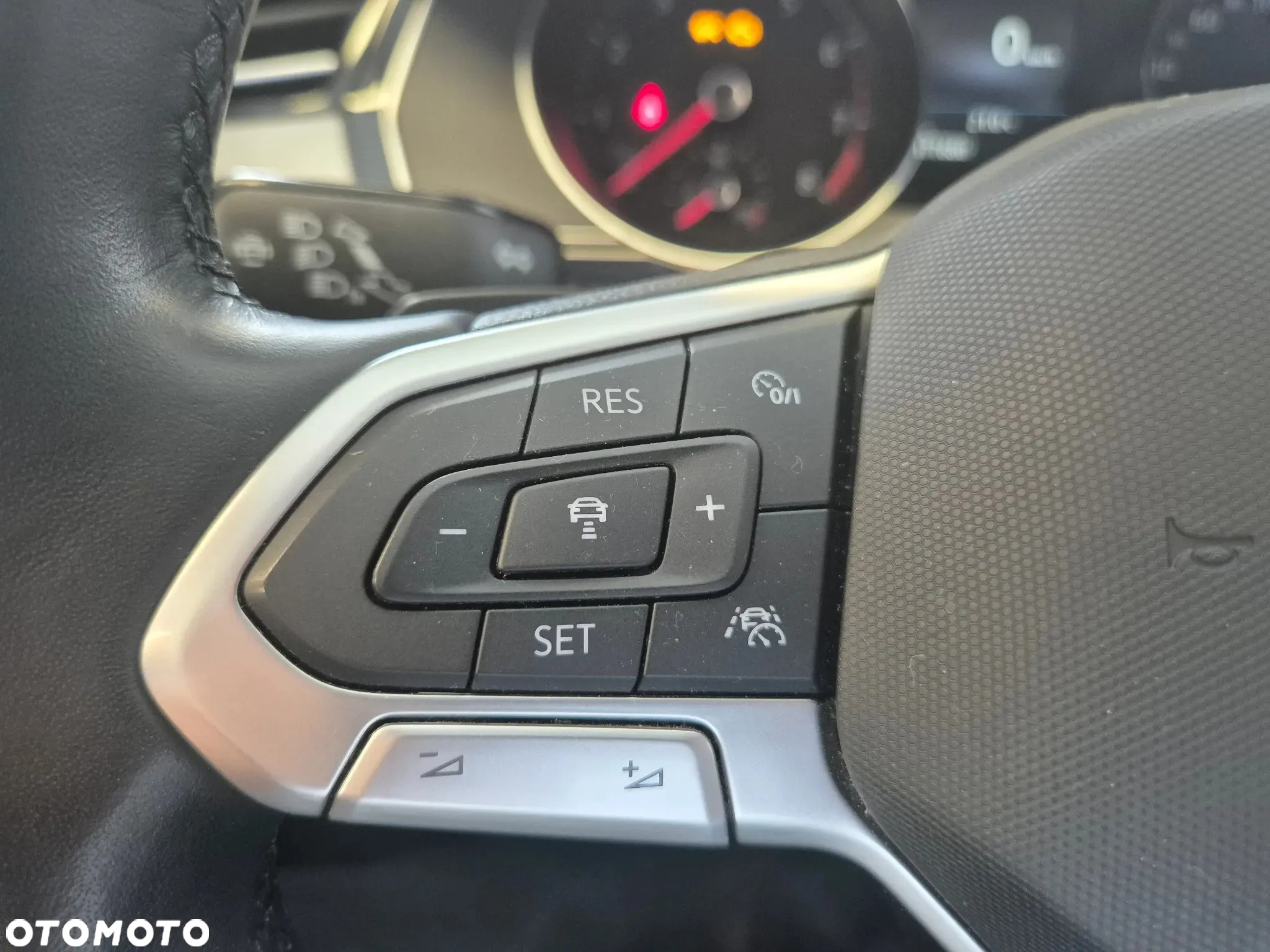 Volkswagen Passat 2.0 TSI Business DSG - 21