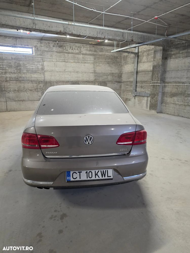 Volkswagen Passat 2.0 TDI DSG BlueMotion Technology Exclusive - 5