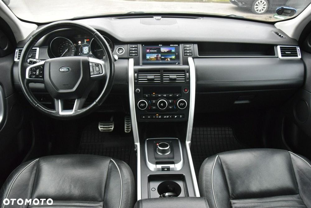 Land Rover Discovery Sport D150 R-Dynamic - 33