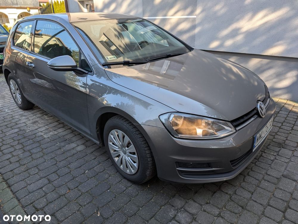 Volkswagen Golf - 5