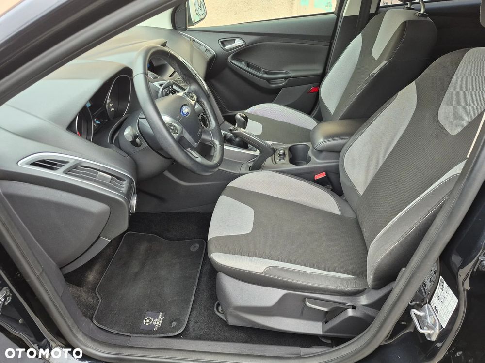 Ford Focus 1.6 TI-VCT Champions Edition - 14