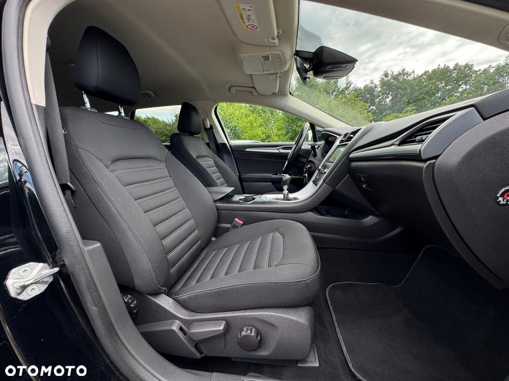 Ford Mondeo 2.0 TDCi Start-Stopp ECOnetic Business Edition - 35