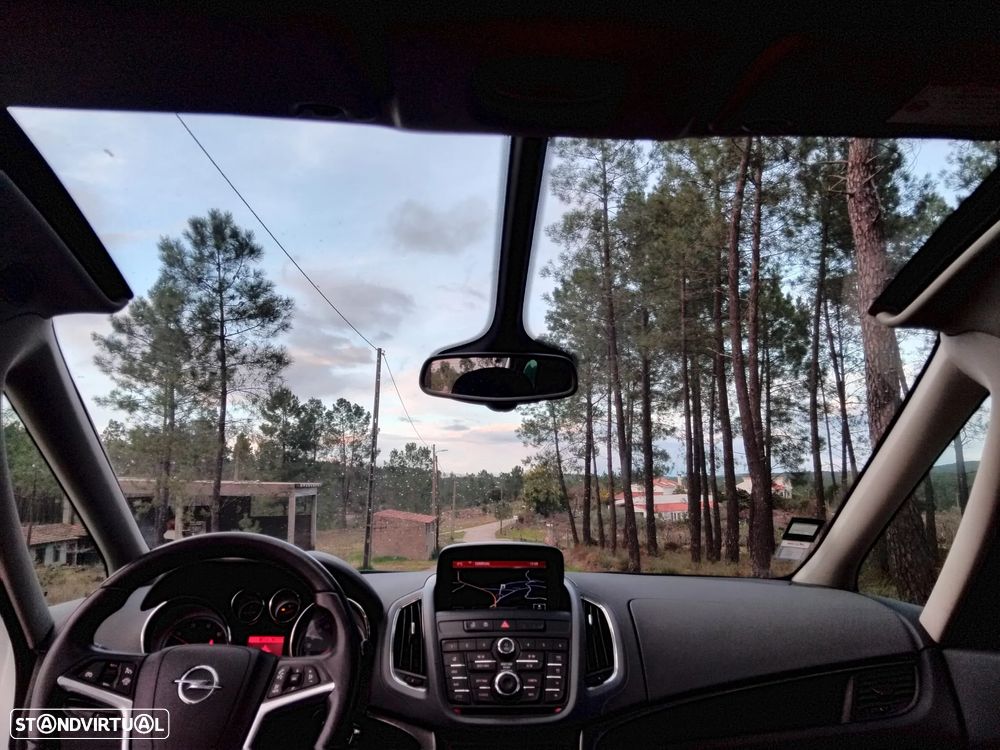 Opel Zafira 1.6 CDTi Executive - 12