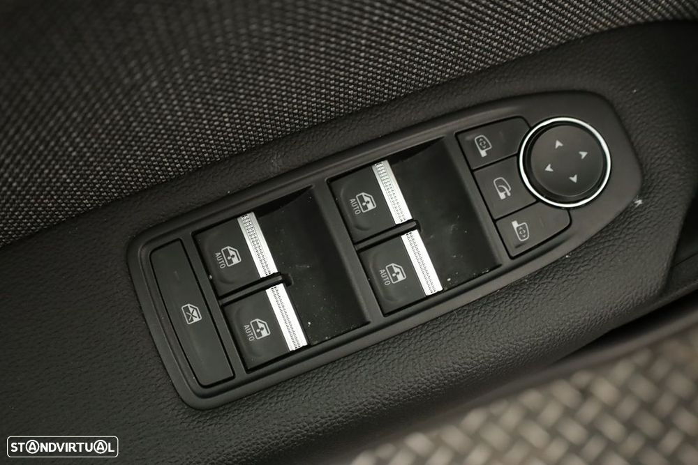 Renault Captur 1.0 TCe Techno Bi-Fuel - 20