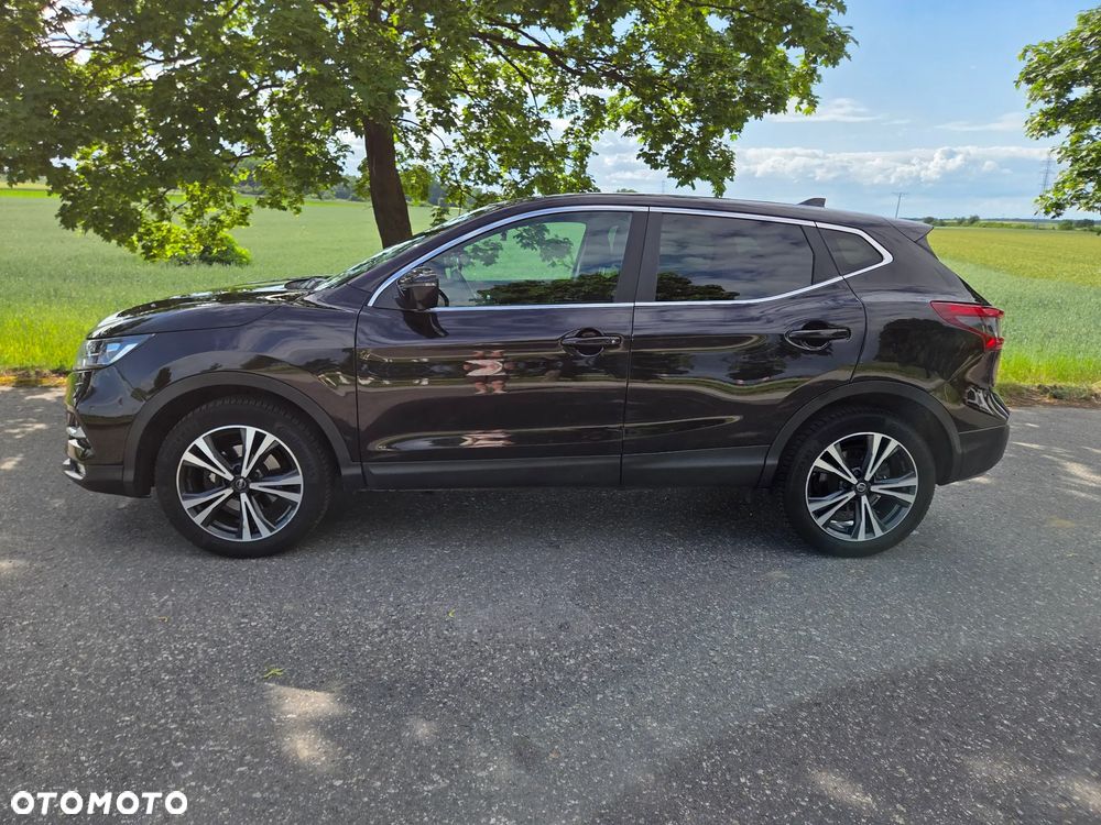Nissan Qashqai 1.3 DIG-T ZAMA - 2