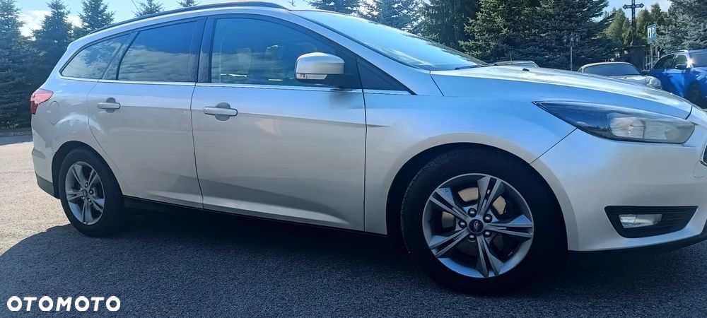 Ford Focus 2.0 TDCi Titanium ASS - 3