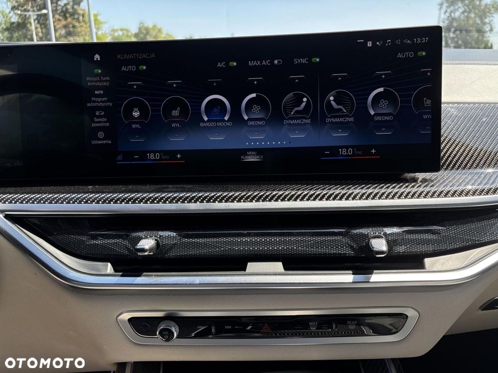 BMW X7 - 18