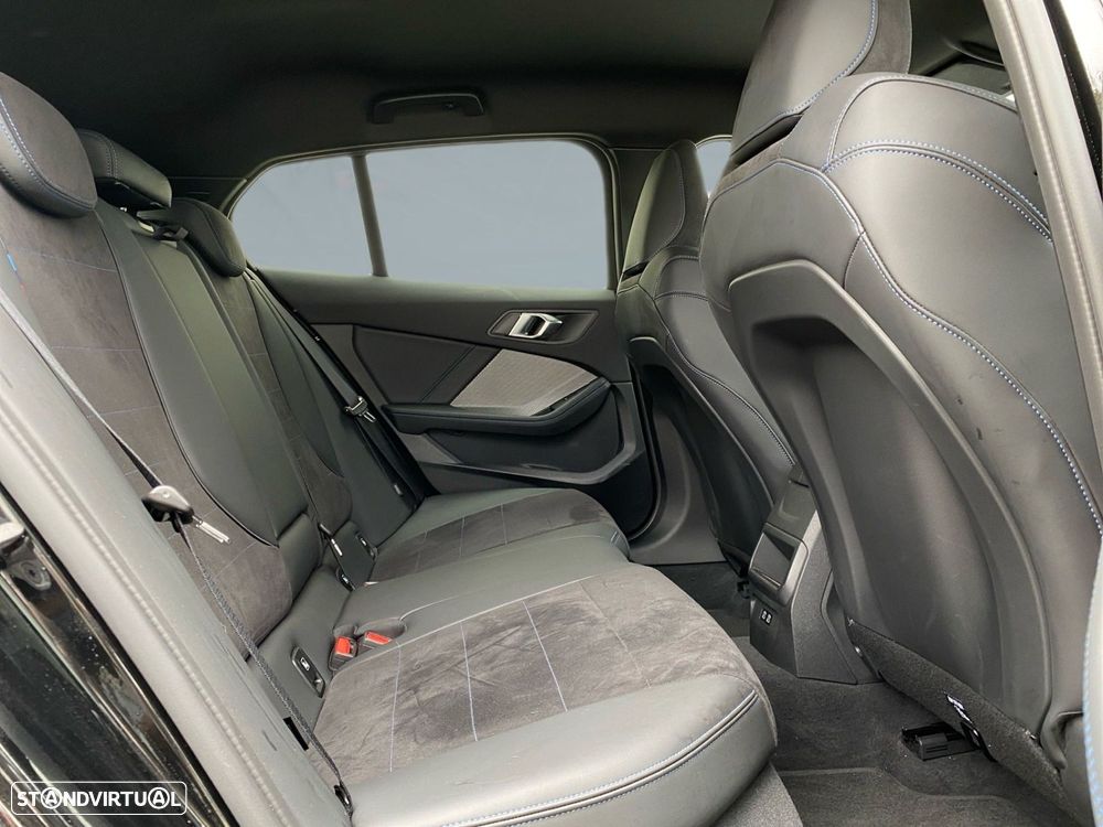 BMW 118 d Pack Desportivo M - 15