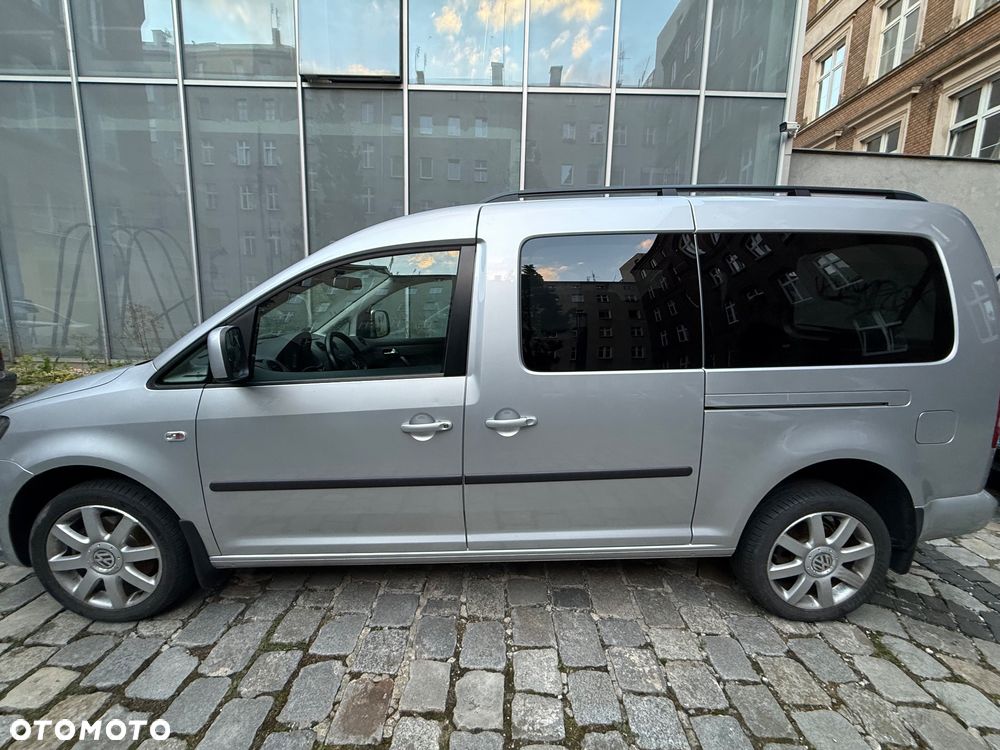 Volkswagen Caddy Maxi Comfortline 4Motion DSG - 29
