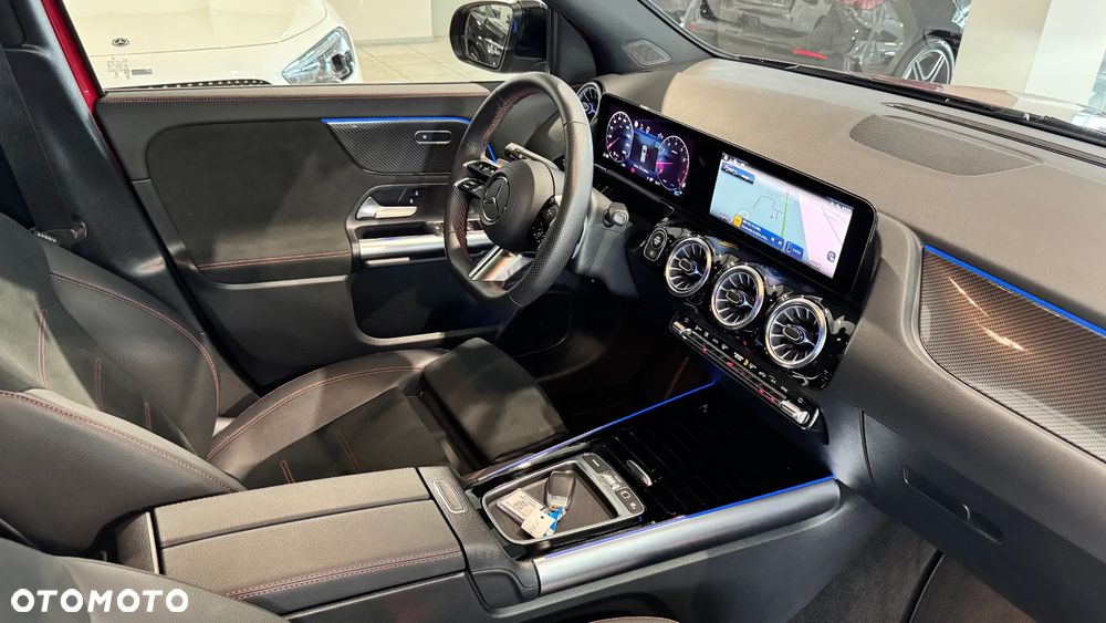 Mercedes-Benz GLA 200 mHEV AMG Line 7G-DCT - 27