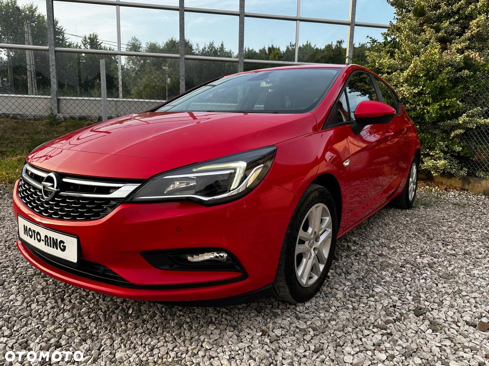 Opel Astra 1.6 D (CDTI) Dynamic - 1