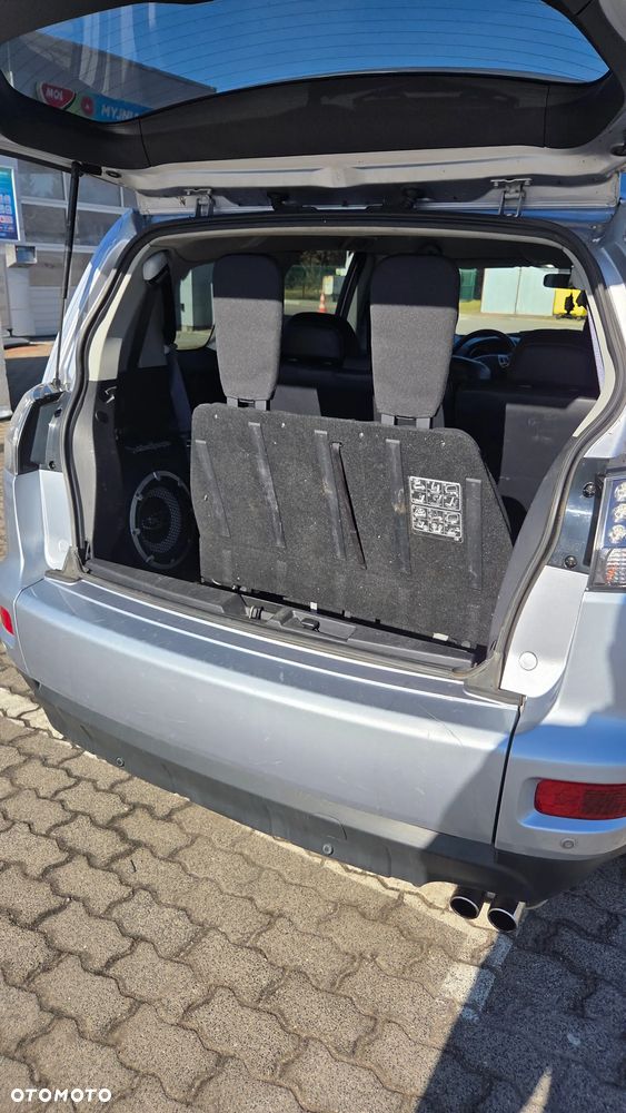 Mitsubishi OUTLANDER - 5