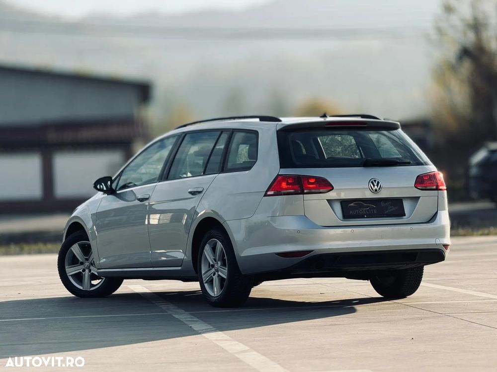 Volkswagen Golf 1.6 TDI DPF BMT Comfortline - 4