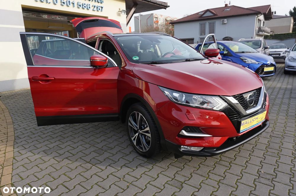 Nissan Qashqai 1.2 DIG-T N-Connecta Xtronic EU6 - 11