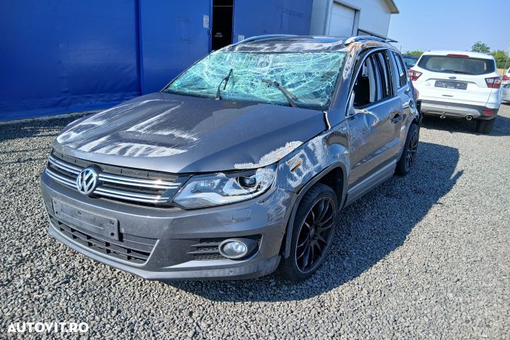 Motoras macara geam fata stanga 0130822467 / 5N0959701G 0130822467 / - 7