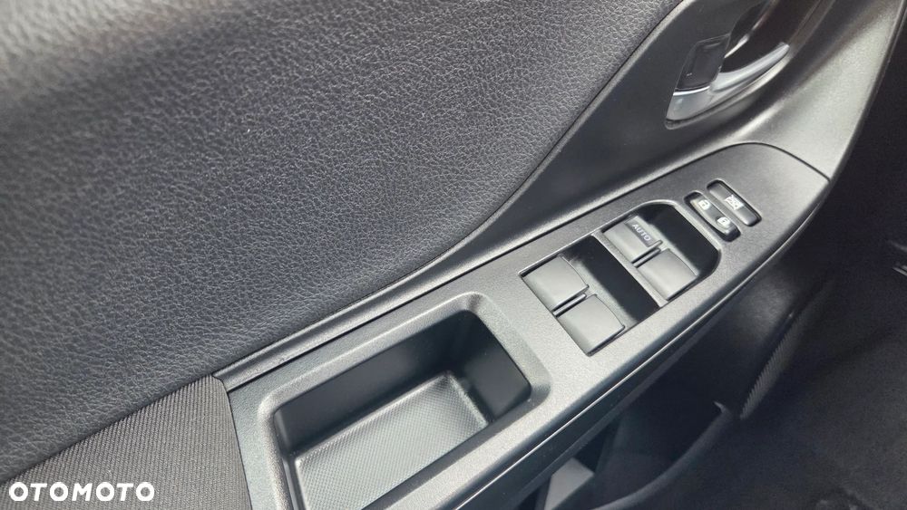 Toyota Yaris 1.5 Premium - 11