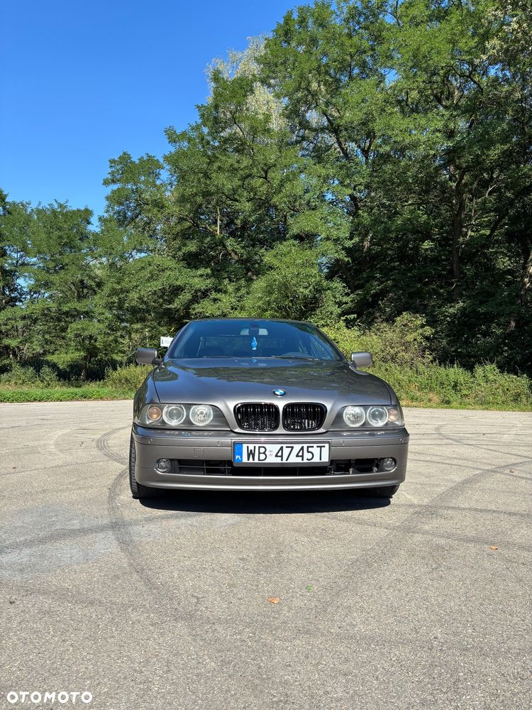 BMW Seria 5 - 8