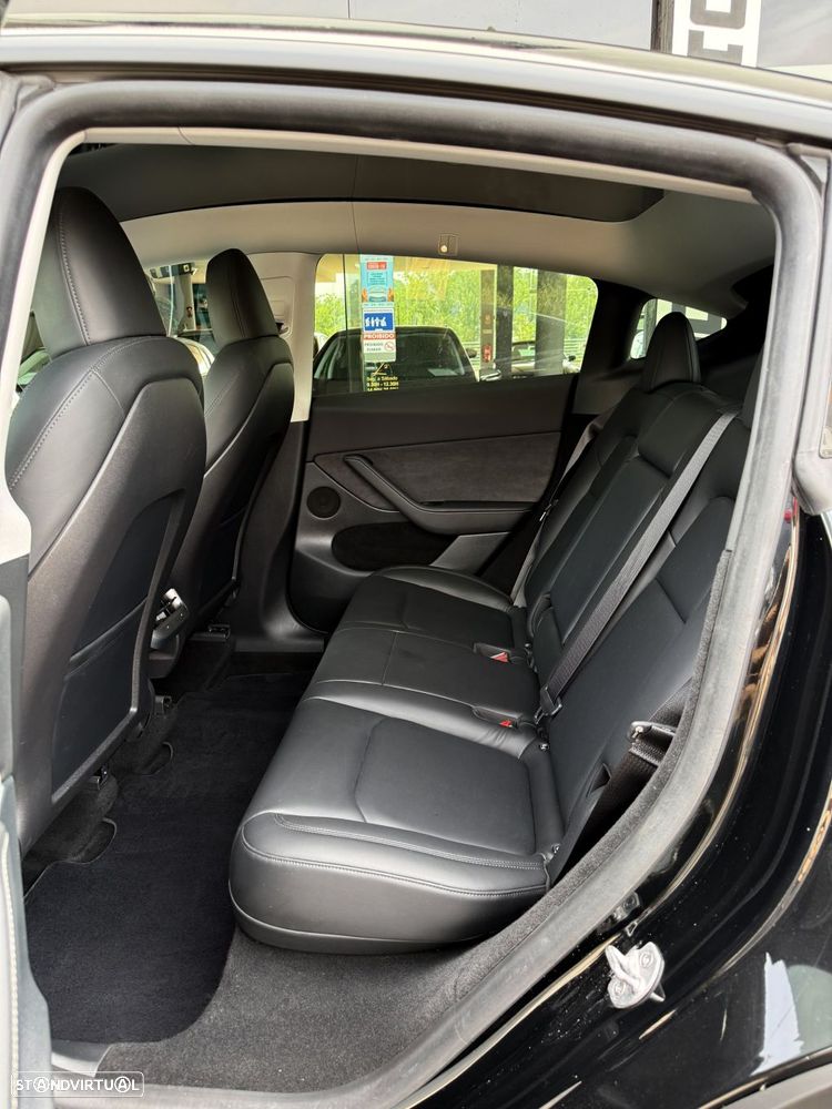Tesla Model Y Long Range Tração Integral - 16