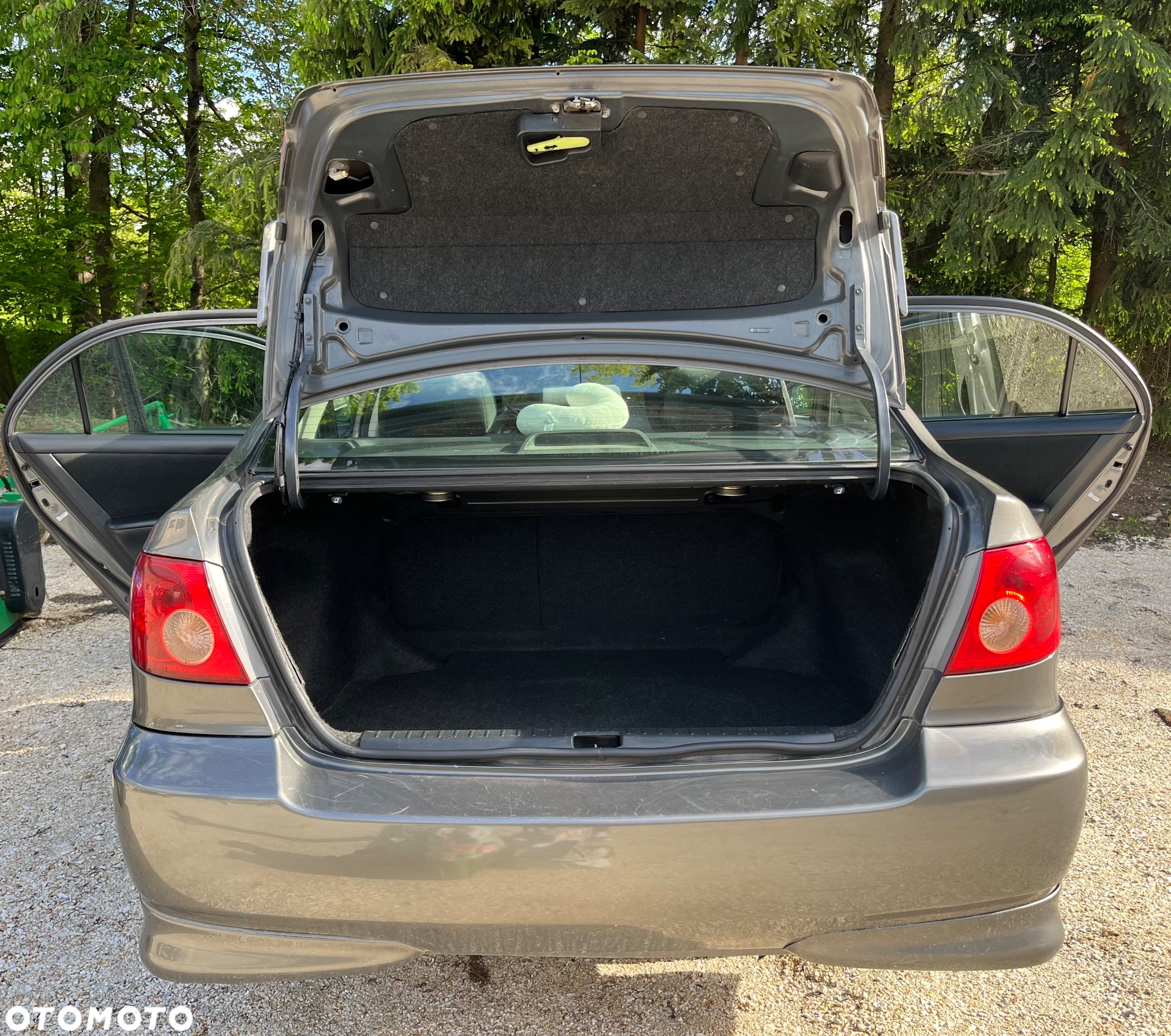 Toyota Corolla - 7