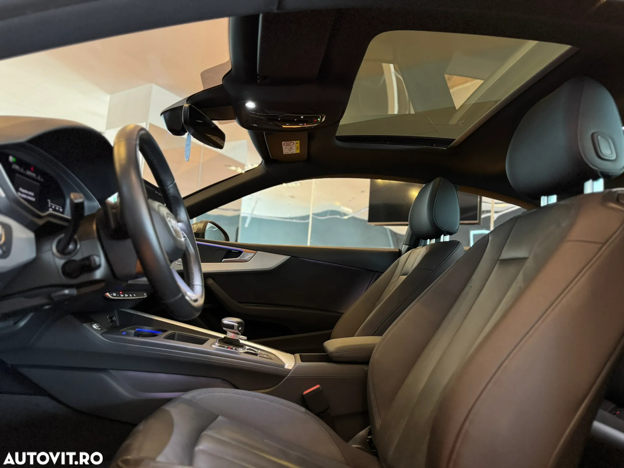 Audi Coupe - 30