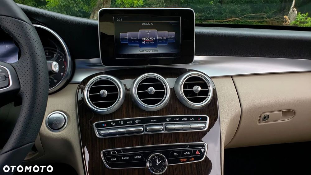 Mercedes-Benz Klasa C 300 9G-TRONIC AMG Line - 12