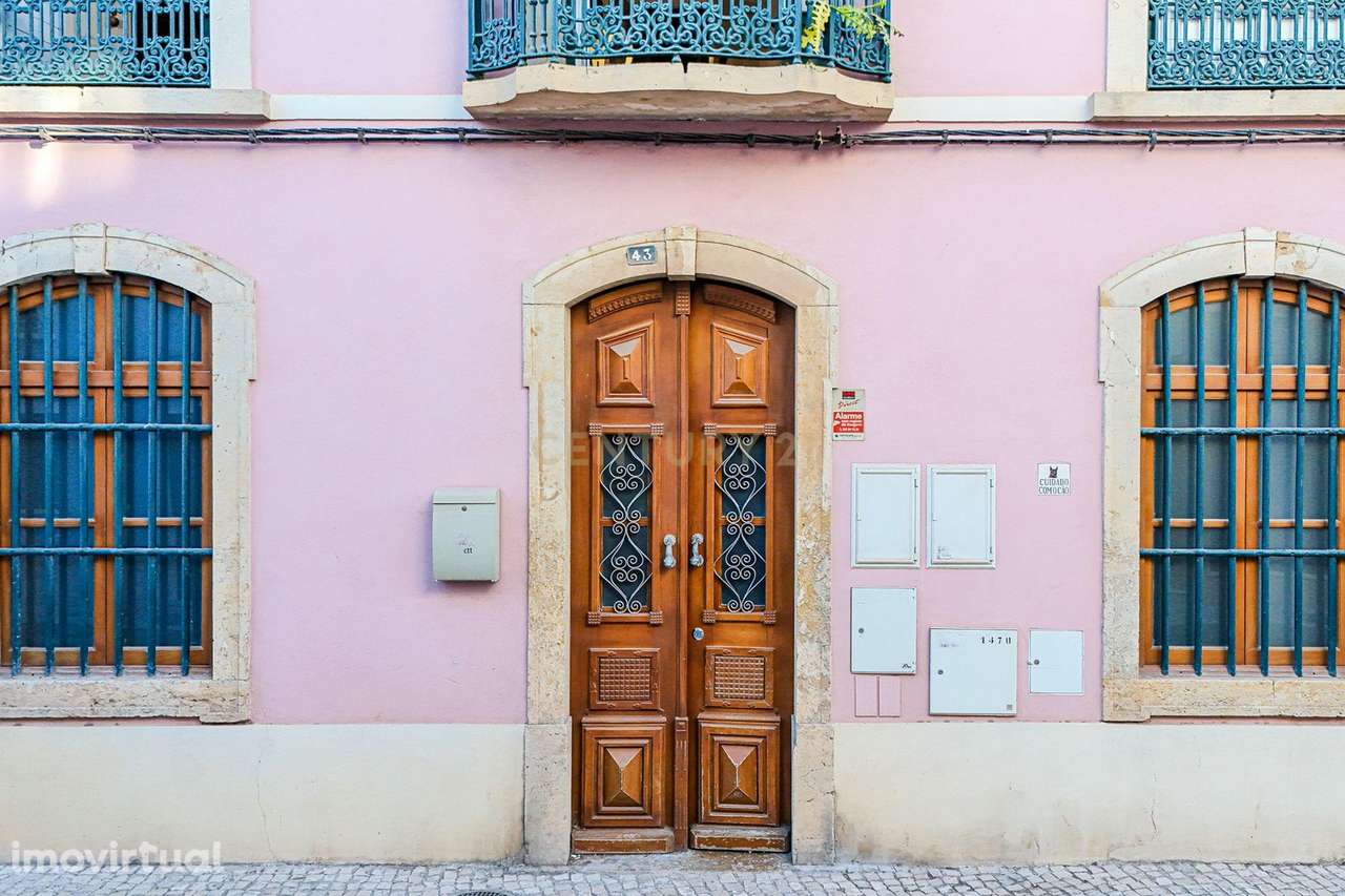 Palacete Histórico Sec. XIX Renovado c/ 19 divisões — Jardim, Piscina - Grande imagem: 4/26