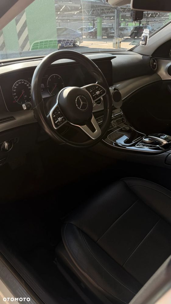 Mercedes-Benz Klasa E 400 d 4Matic 9G-TRONIC - 6