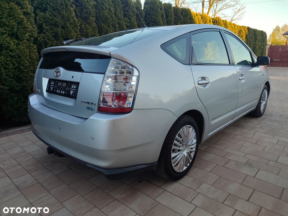 Toyota Prius - 6