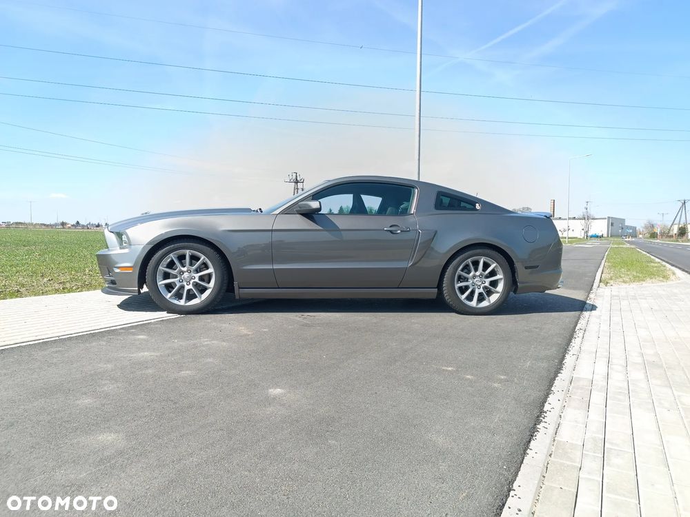 Ford Mustang 3.7 V6 - 8