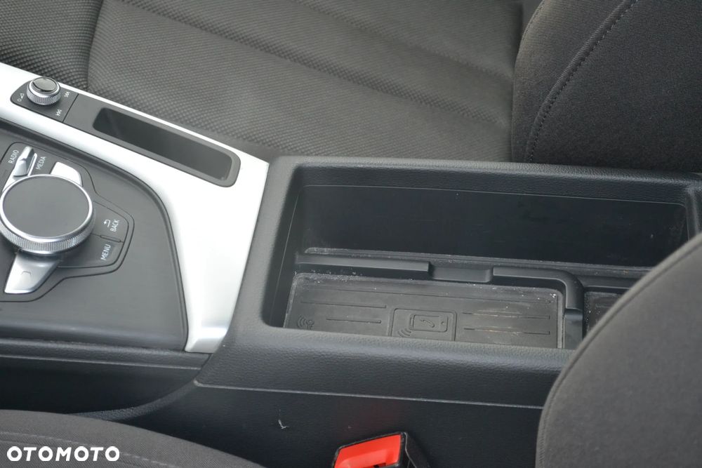 Audi A4 Avant 2.0 TDI - 16