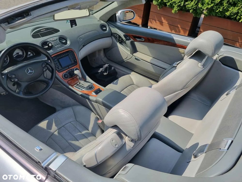 Mercedes-Benz SL 55 AMG - 5