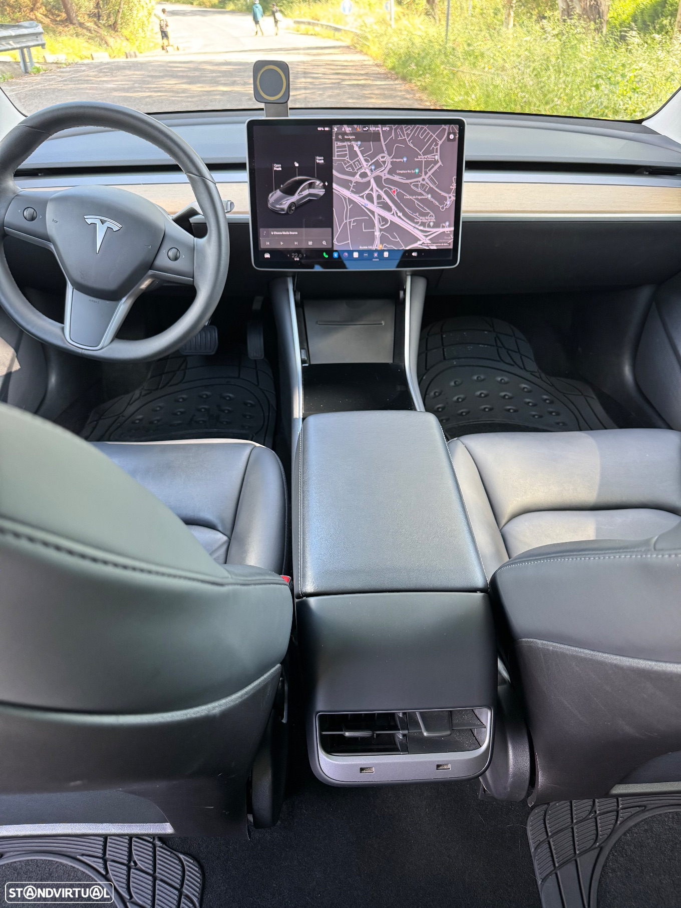Tesla Model 3 Standard Range Plus RWD - 4