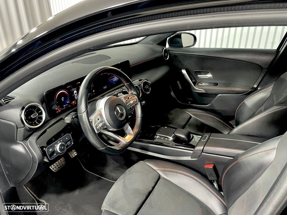 Mercedes-Benz A 250 e AMG Line - 13